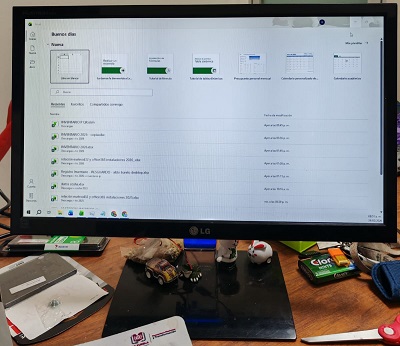 MONITOR LG E2060S
